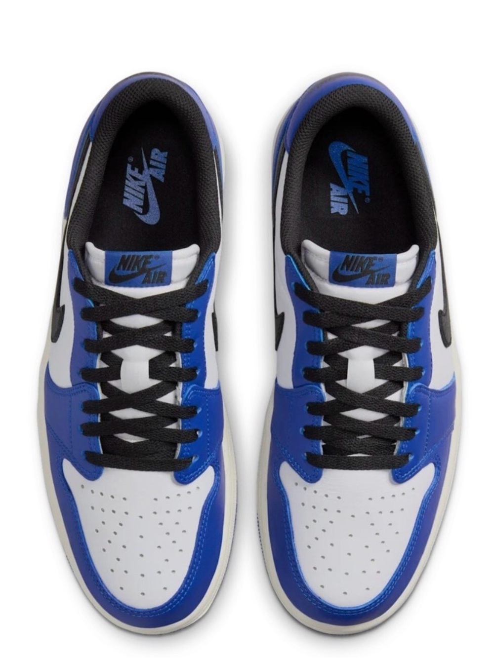 Nike Low Top Sneakers in White, Blue & Black